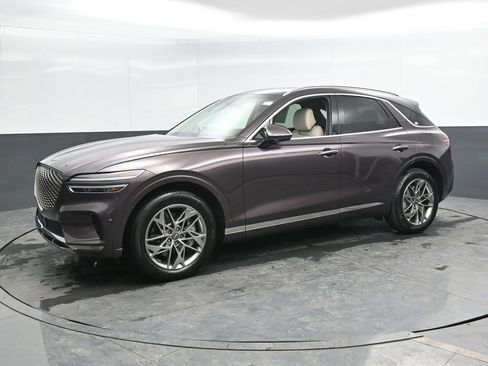 Used 2023 Genesis GV70 2.5T w/ Advanced Package image 8