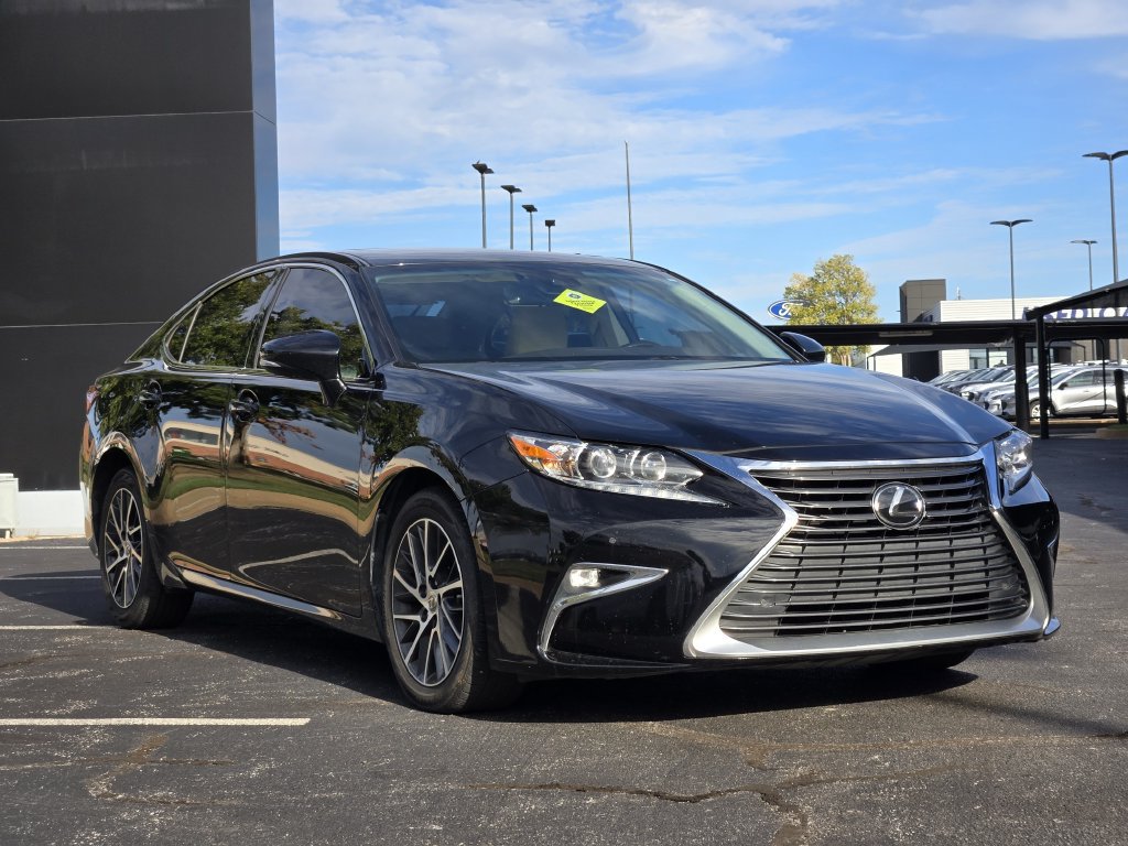 Used 2017 Lexus ES 350 FWD image 3