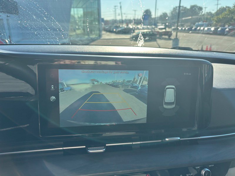 Certified 2024 Kia Carnival EX FWD image 13