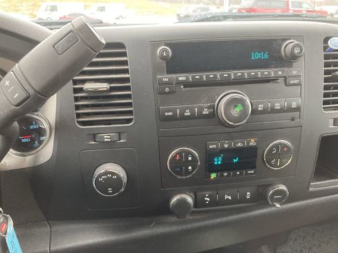 Used 2013 GMC Sierra 1500 SLE w/ Power Tech Package image 13