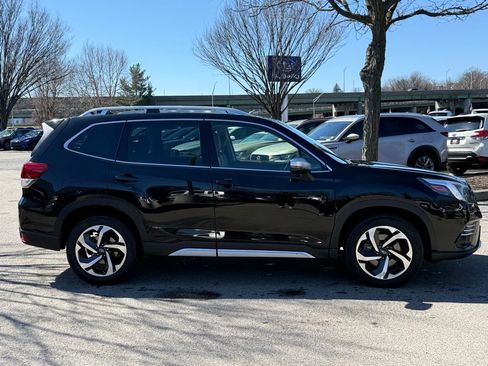 Used 2023 Subaru Forester Touring image 5