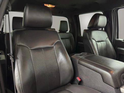 Used 2011 Ford F250 Lariat w/ Lariat Interior Pkg AWD/4WD image 15