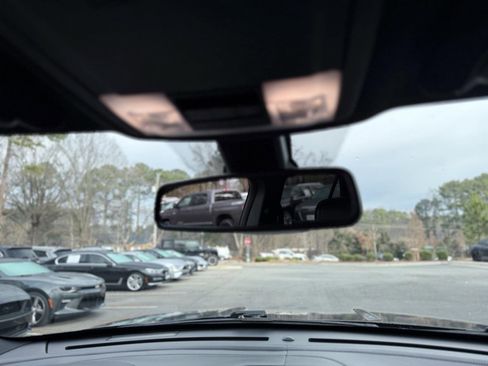 Used 2018 Ford Explorer Platinum image 50