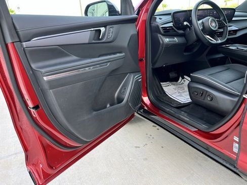 Used 2025 Buick Enclave Sport Touring w/ Power Package image 14