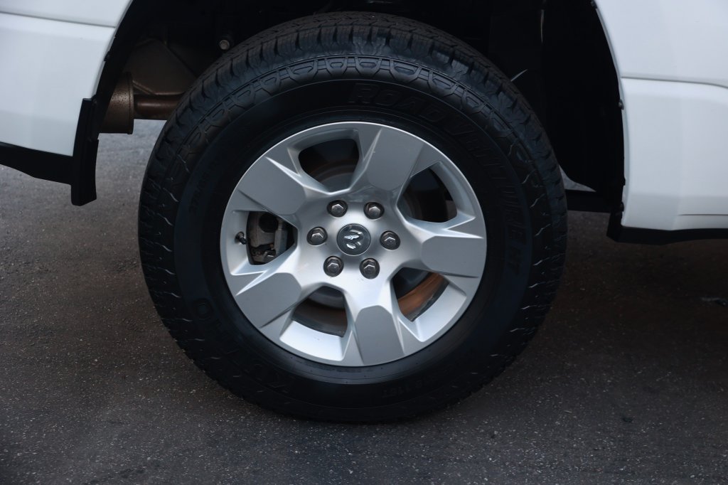 Used 2024 RAM 1500 Big Horn AWD/4WD image 11