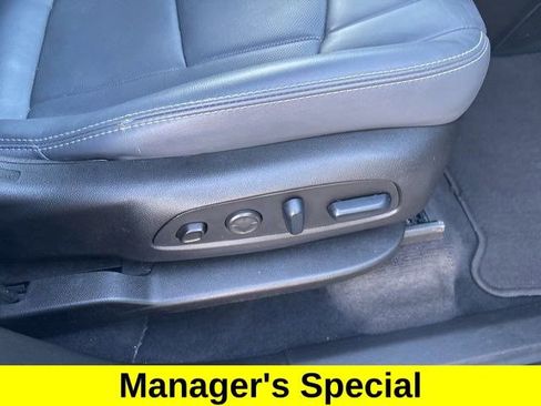 Used 2024 Buick Enclave Premium FWD image 40