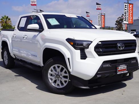 Certified 2026 Toyota Tacoma SR5 RWD image 2