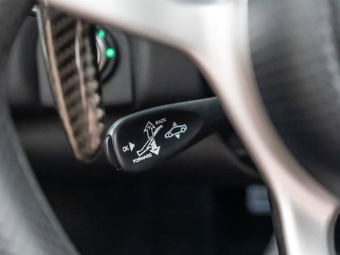 Used 2013 McLaren MP4-12C Spider image 16