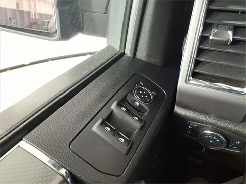 Used 2015 Ford F150 XLT w/ Equipment Group 302A Luxury image 24