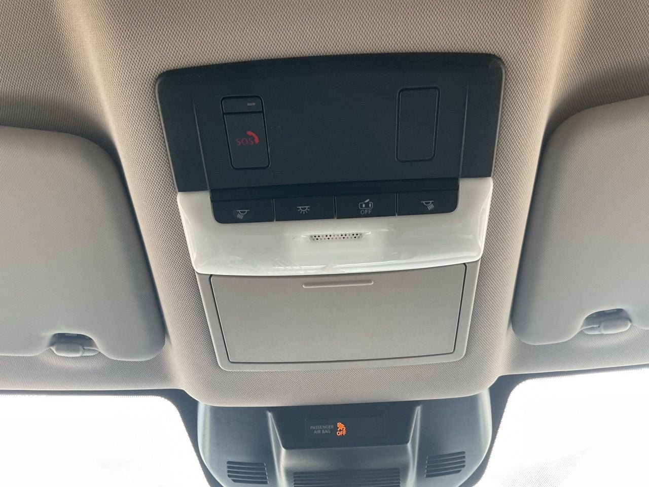 Used 2025 Nissan Rogue SV FWD image 16
