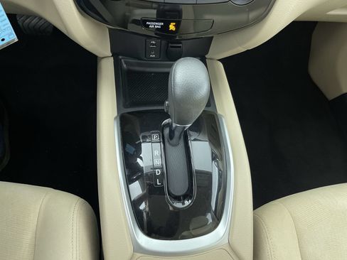 Used 2016 Nissan Rogue S AWD/4WD image 20