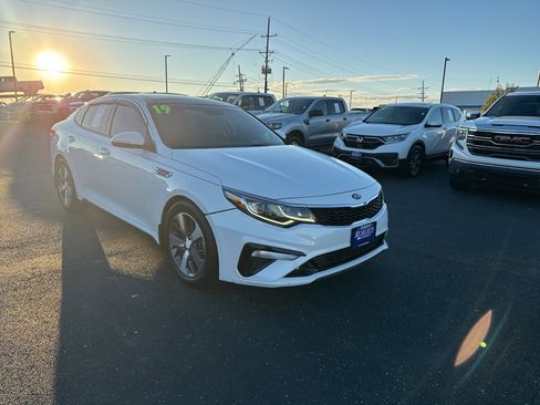 Used 2019 Kia Optima S w/ S Panoramic Sunroof Package image 7