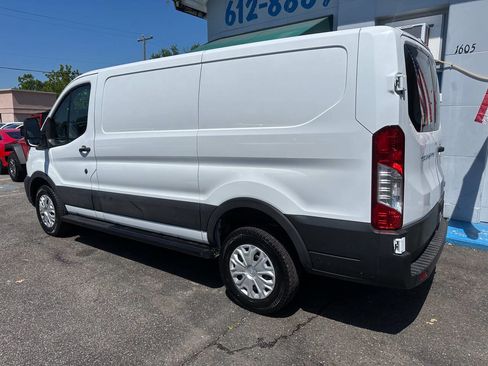 Used 2025 Ford Transit 250 Low Roof w/ Exterior Upgrade Package RWD image 6