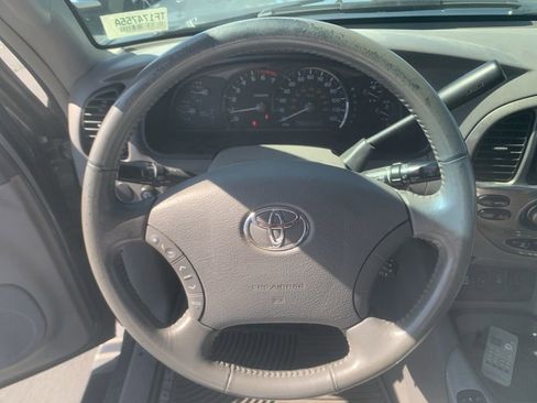 Used 2007 Toyota Sequoia Limited AWD/4WD image 14