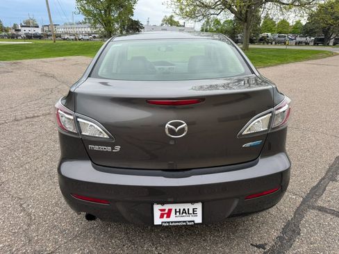 Used 2013 MAZDA MAZDA3 i Grand Touring FWD image 8