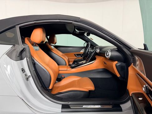 Used 2022 Mercedes-Benz SL 55 AMG 4MATIC image 30