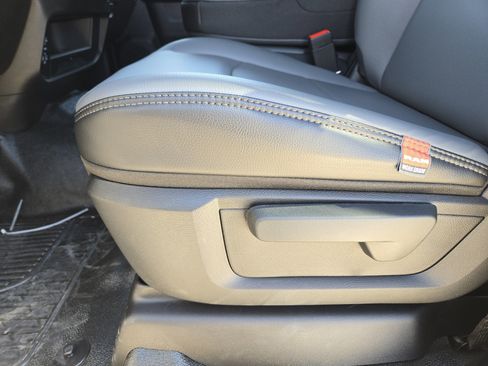 New 2026 RAM 3500 Tradesman w/ Chrome Appearance Group image 18