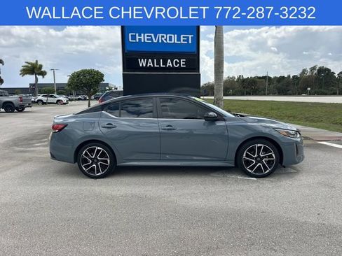 Used 2025 Nissan Sentra SR image 5