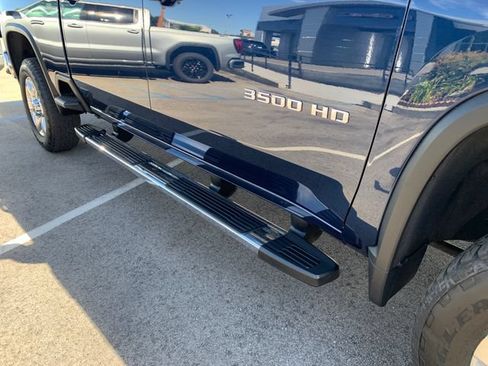 Used 2022 Chevrolet Silverado 3500 LTZ w/ LTZ Plus Package AWD/4WD image 6