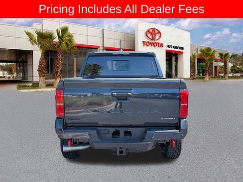 New 2025 Toyota Tacoma TRD Off-Road AWD/4WD image 6