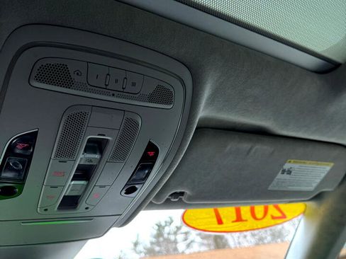 Used 2017 Audi A8 L 4.0T image 14