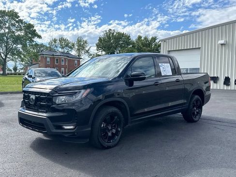 Certified 2024 Honda Ridgeline Black Edition image 3