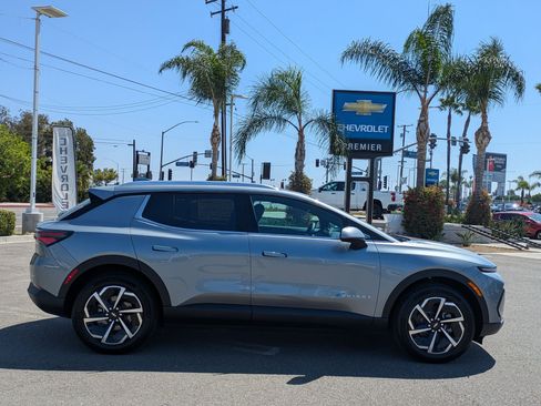 Used 2026 Chevrolet Equinox EV LT w/ LPO, All-Weather Mat Package image 6