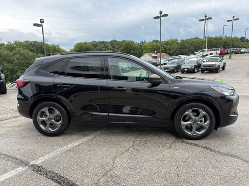 Used 2024 Ford Escape ST-Line w/ Tech Pack #1 FWD image 8