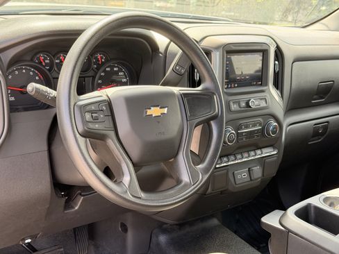 Used 2025 Chevrolet Silverado 1500 W/T RWD image 17