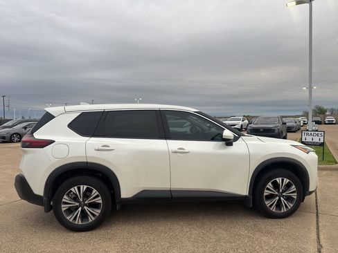 Certified 2023 Nissan Rogue SV image 21