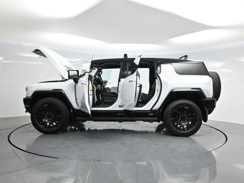 Used 2024 GMC Hummer EV 2X w/ LPO, Roof Cross Rail Package AWD/4WD image 57