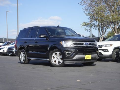 Used 2019 Ford Expedition XLT w/ Equipment Group 202A image 2