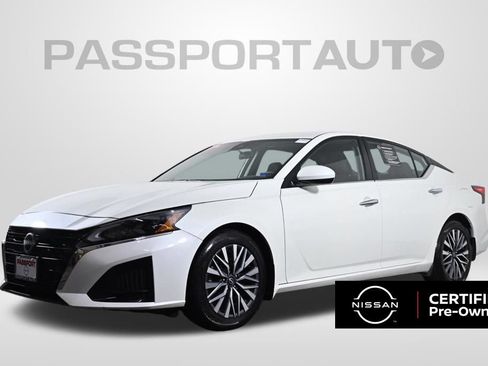 Certified 2023 Nissan Altima 2.5 SV FWD image 1