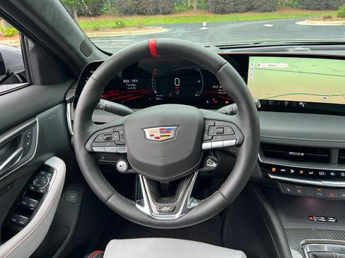 Used 2025 Cadillac CT5 V Blackwing w/ Parking Package RWD image 27
