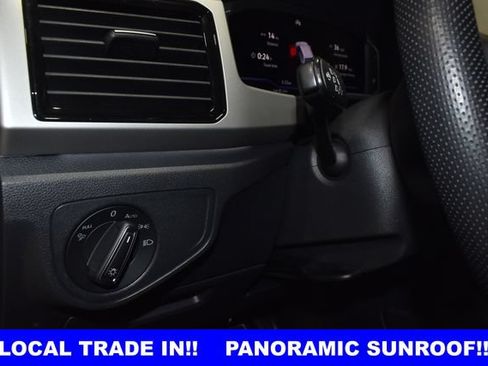 Used 2023 Volkswagen Atlas SEL Premium AWD/4WD image 28