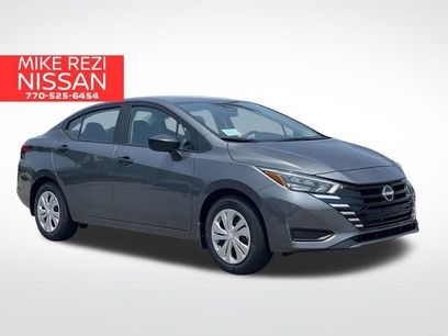 New 2025 Nissan Versa S w/ Trunk Package