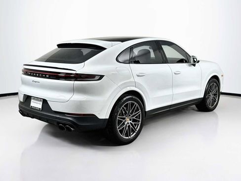 Certified 2026 Porsche Cayenne Coupe AWD/4WD image 9