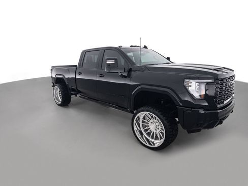 Used 2025 GMC Sierra 2500 Denali w/ Denali Reserve Package image 3