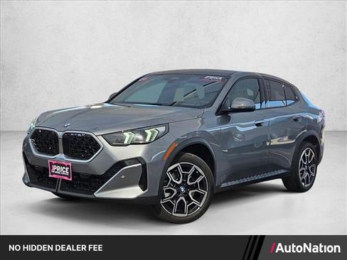 Used 2025 BMW X2 xDrive28i AWD/4WD image 1
