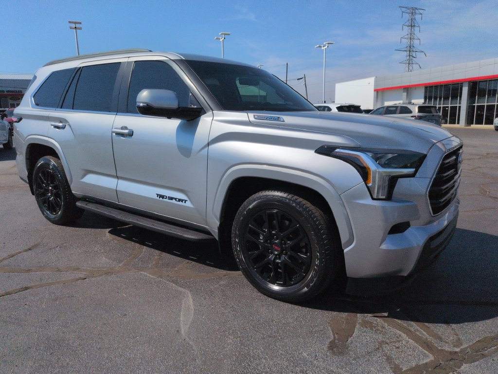 Certified 2025 Toyota Sequoia SR5 w/ SR5 Premium Package AWD/4WD image 7