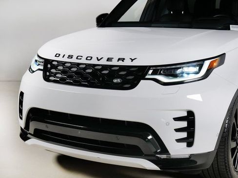 Certified 2025 Land Rover Discovery Dynamic SE AWD/4WD image 28