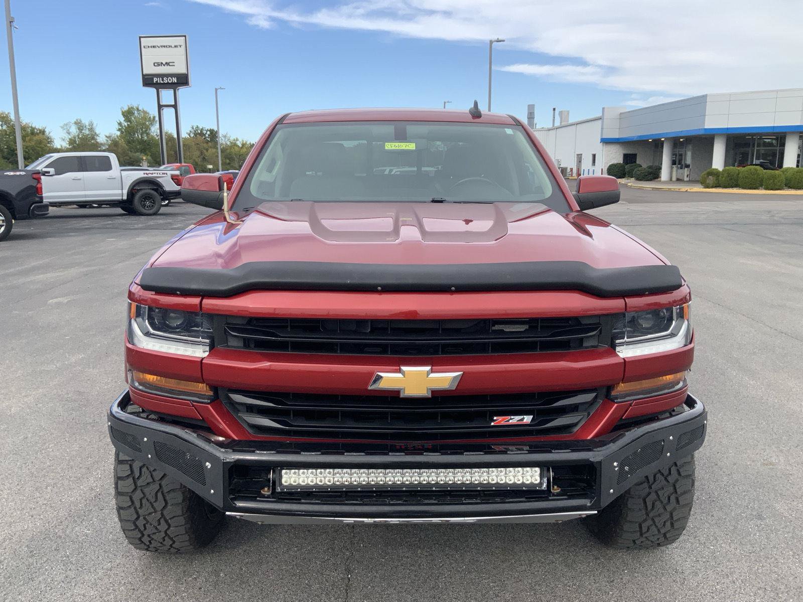 Used 2018 Chevrolet Silverado 1500 LT w/ Texas Edition AWD/4WD image 3