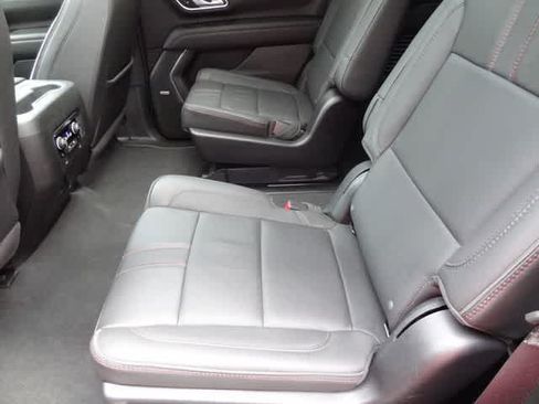 Used 2024 Chevrolet Tahoe RST w/ Luxury Package AWD/4WD image 8
