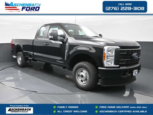 New 2025 Ford F250 XL w/ FX4 Off-Road Package image 1