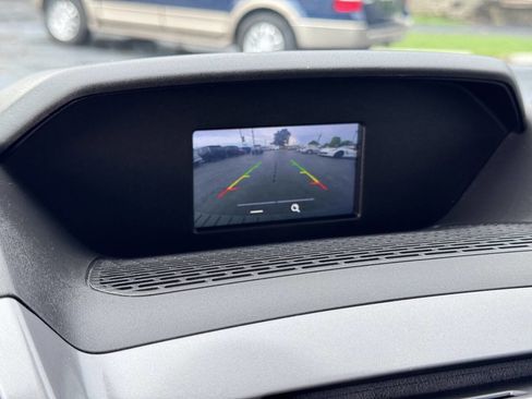 Used 2017 Ford Transit 150 XLT image 32