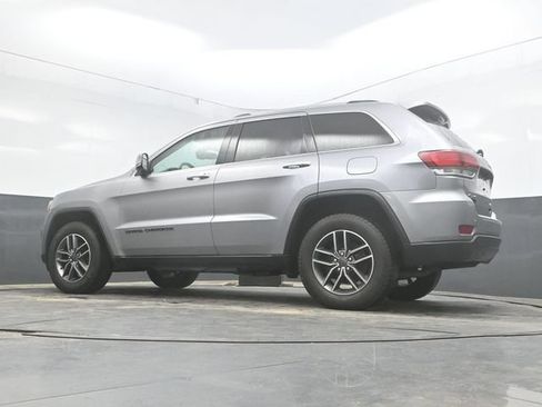 Used 2020 Jeep Grand Cherokee Limited AWD/4WD image 39