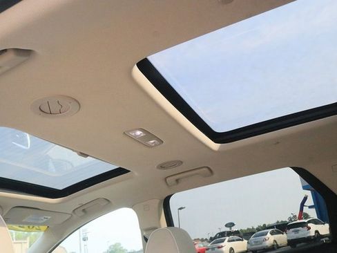 Used 2024 Buick Enclave Avenir w/ Avenir Technology Package image 16