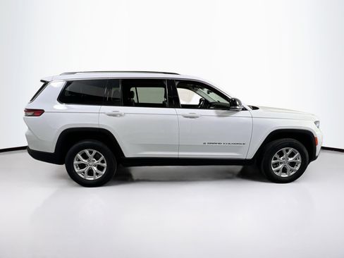 Used 2023 Jeep Grand Cherokee L Limited AWD/4WD image 4