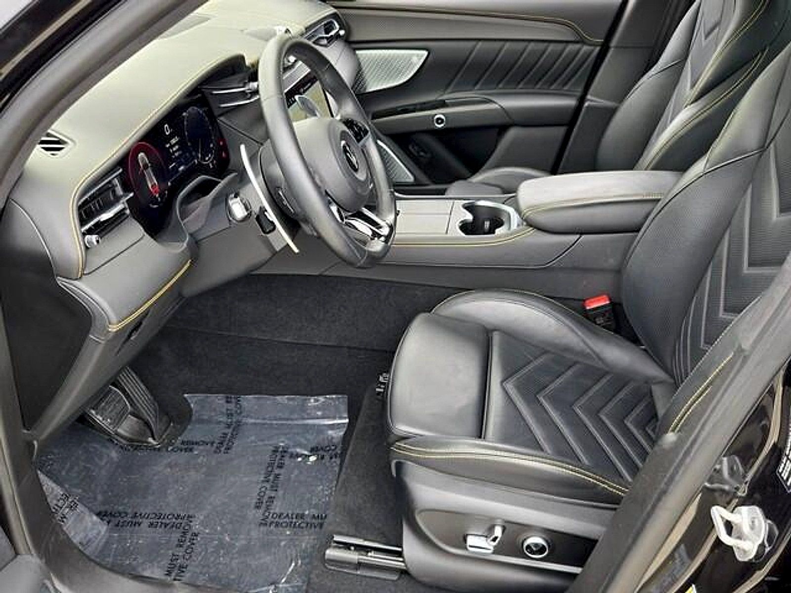 Used 2023 Maserati Grecale Modena AWD/4WD image 10