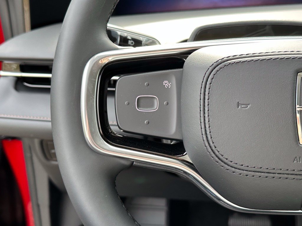 New 2026 Lincoln Nautilus Reserve AWD/4WD image 9